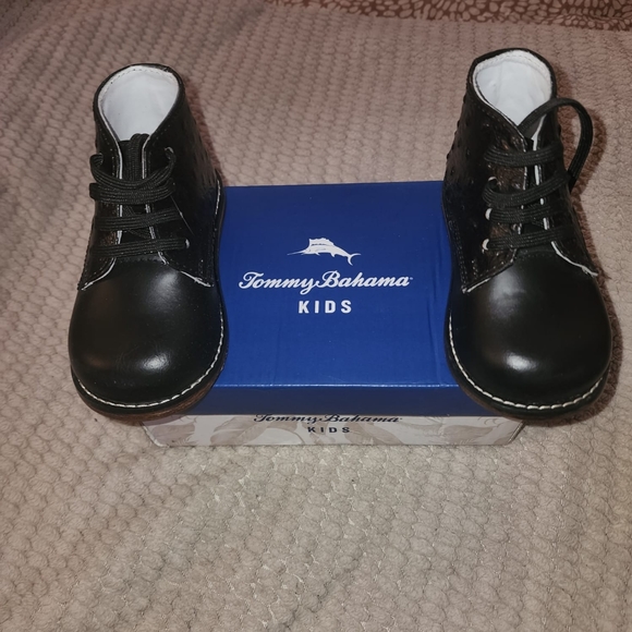 Toddler hard shoe - Picture 2 of 3